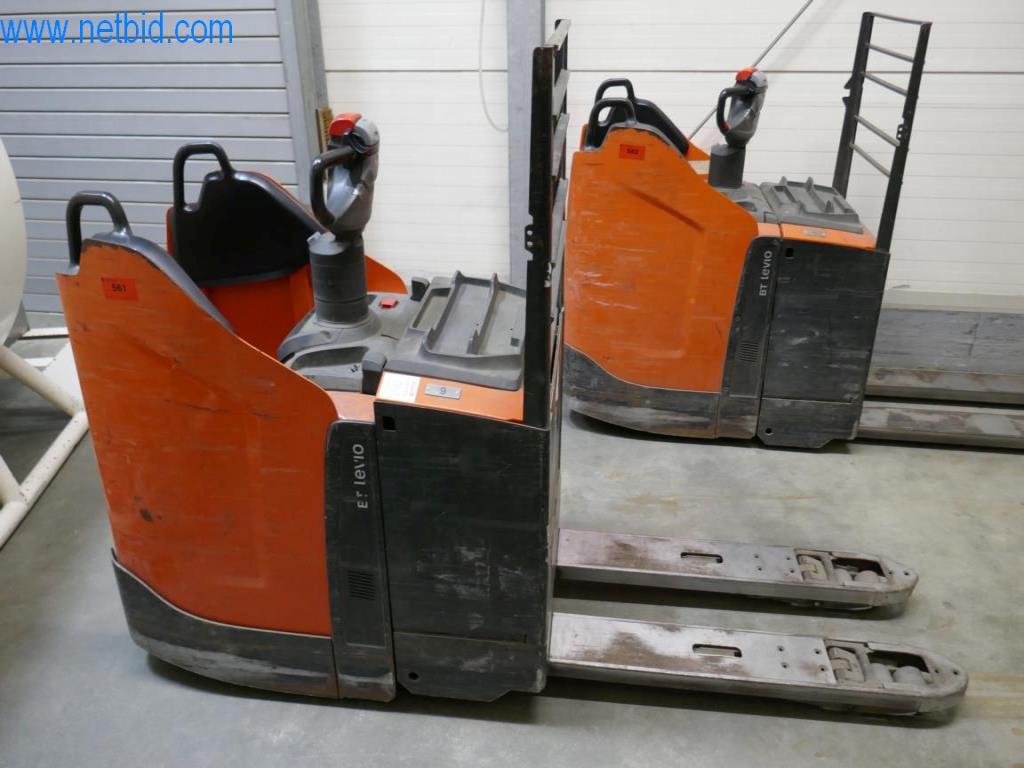 Máquinas y equipos técnicos del sector alimentario en buen estado de conservación-1