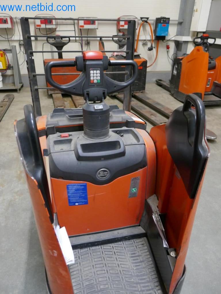 Máquinas y equipos técnicos del sector alimentario en buen estado de conservación-3