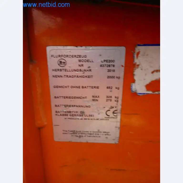 Well-maintained machines and technical systems from the field of food processing-4