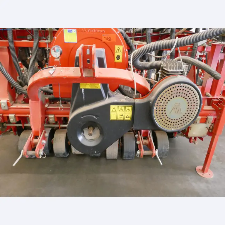 Máquinas e equipamentos técnicos do sector agroalimentar em bom estado de conservação-1