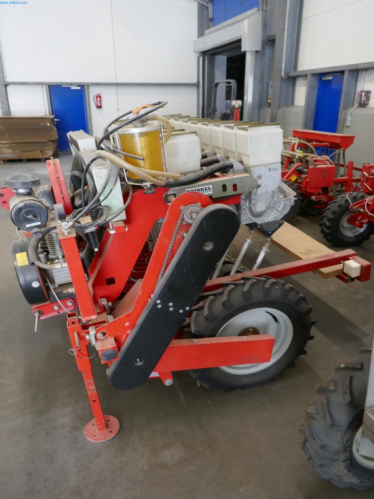 Máquinas y equipos técnicos del sector alimentario en buen estado de conservación-4