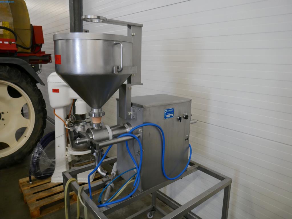 Máquinas y equipos técnicos del sector alimentario en buen estado de conservación-2