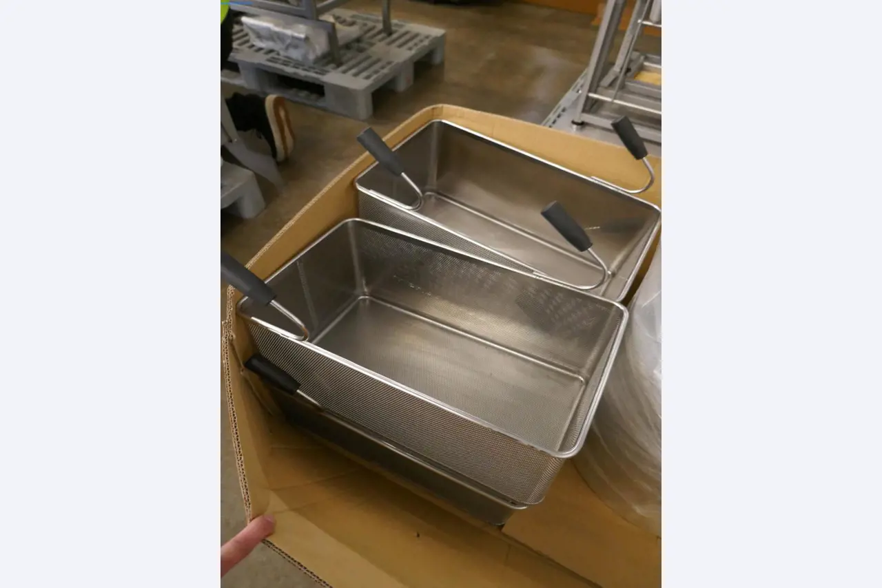 Dobře udržované stroje a technické vybavení z potravinářského sektoru-1