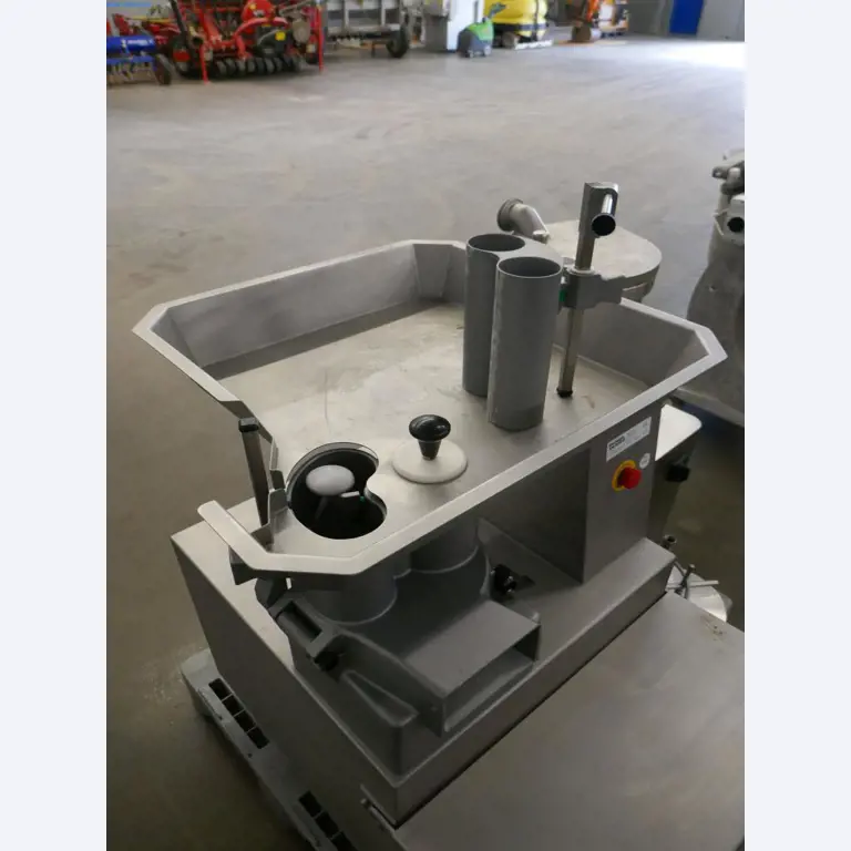 Máquinas e equipamentos técnicos do sector agroalimentar em bom estado de conservação-1