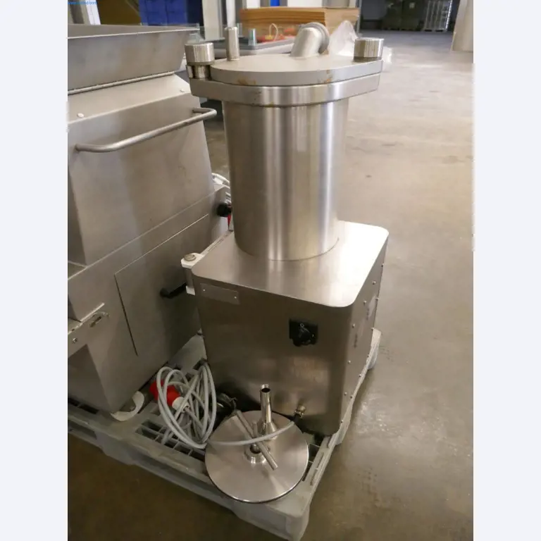 Dobro vzdrževani stroji in tehnična oprema iz živilskopredelovalnega sektorja-2