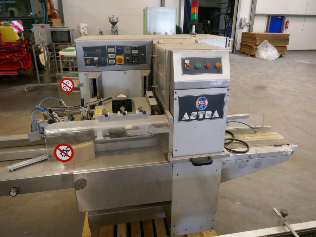 Máquinas y equipos técnicos del sector alimentario en buen estado de conservación-2