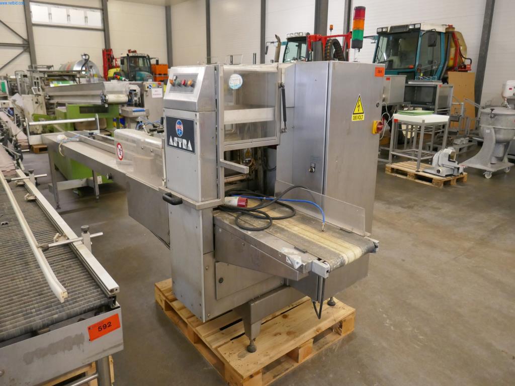 Máquinas y equipos técnicos del sector alimentario en buen estado de conservación-3