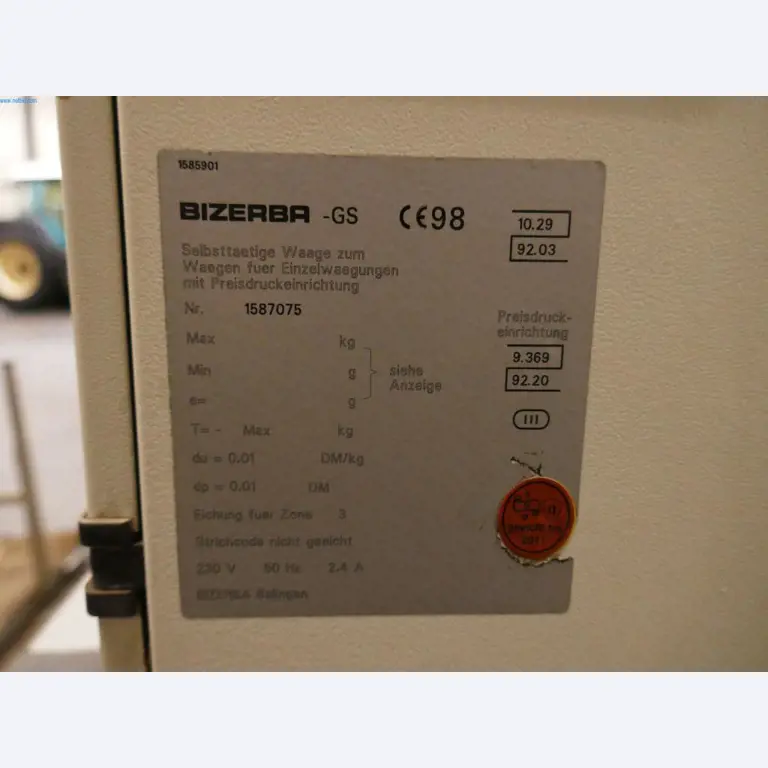 Máquinas e equipamentos técnicos do sector agroalimentar em bom estado de conservação-4