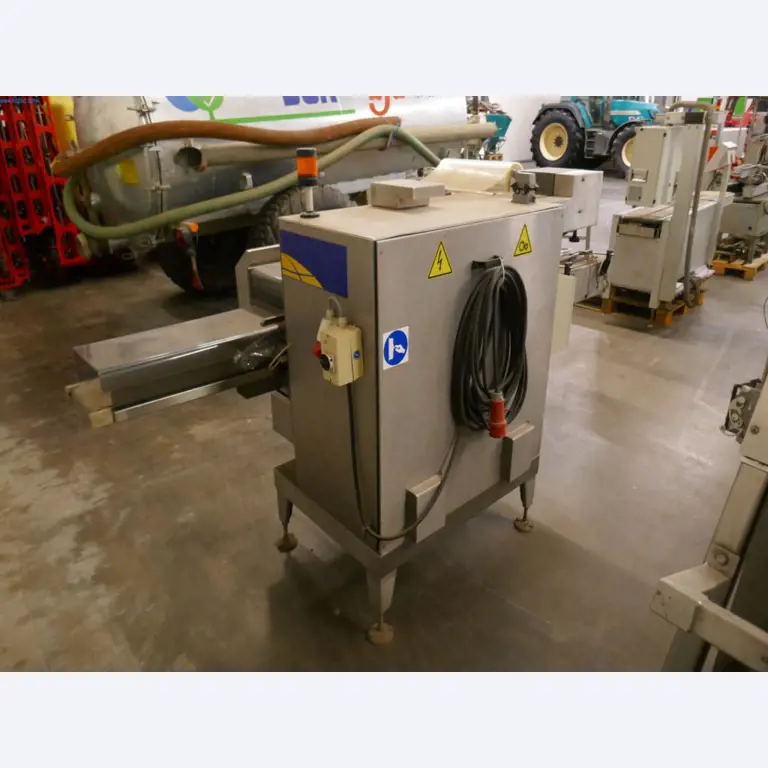 Máquinas e equipamentos técnicos do sector agroalimentar em bom estado de conservação-3