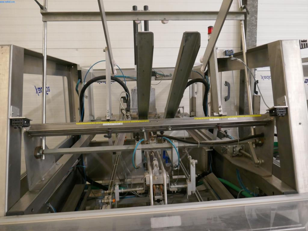 Gepflegte Maschinen und technische Anlagen aus dem Bereich der Lebensmittelverarbeitung-1