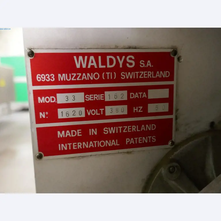 Máquinas y equipos técnicos del sector alimentario en buen estado de conservación-1