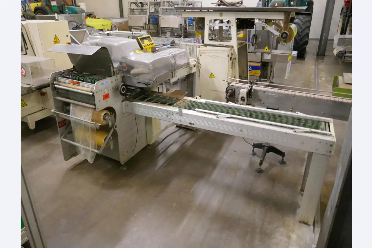 Máquinas y equipos técnicos del sector alimentario en buen estado de conservación-3