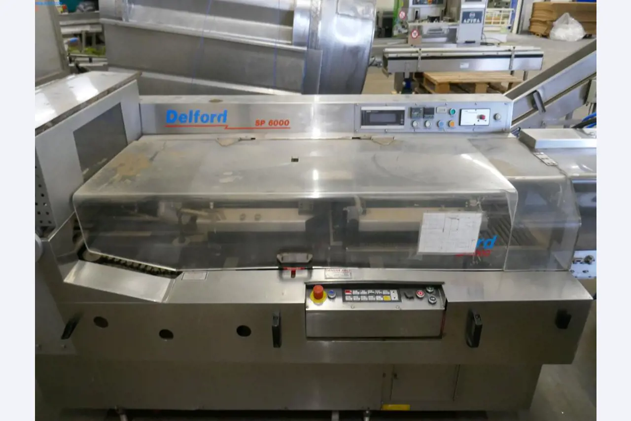 Máquinas y equipos técnicos del sector alimentario en buen estado de conservación-1