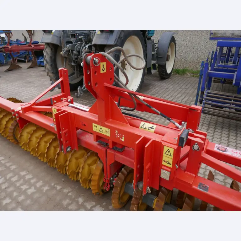 Máquinas e equipamentos técnicos do sector agroalimentar em bom estado de conservação-1