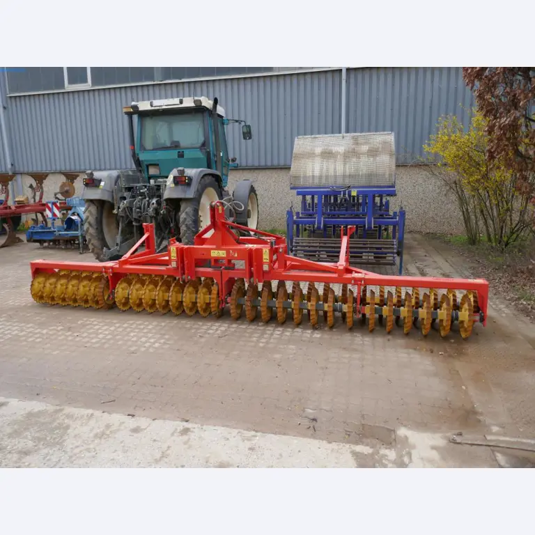Máquinas e equipamentos técnicos do sector agroalimentar em bom estado de conservação-4