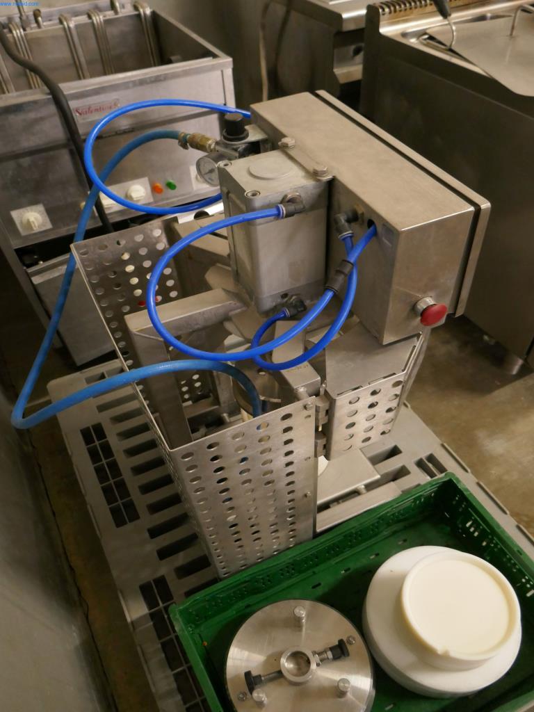 Máquinas y equipos técnicos del sector alimentario en buen estado de conservación-3