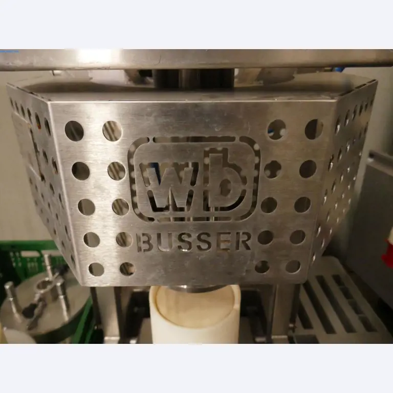 Máquinas e equipamentos técnicos do sector agroalimentar em bom estado de conservação-4