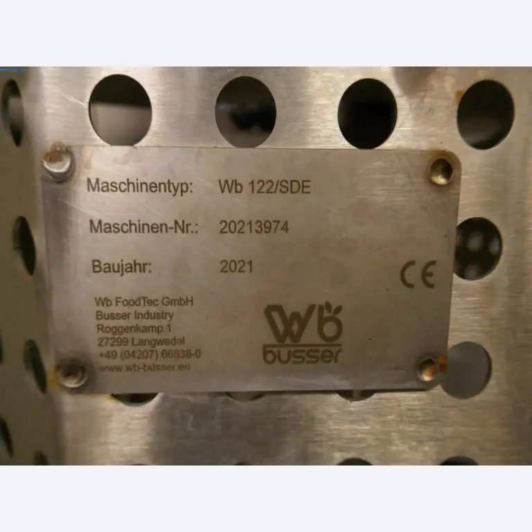 Máquinas e equipamentos técnicos do sector agroalimentar em bom estado de conservação-5