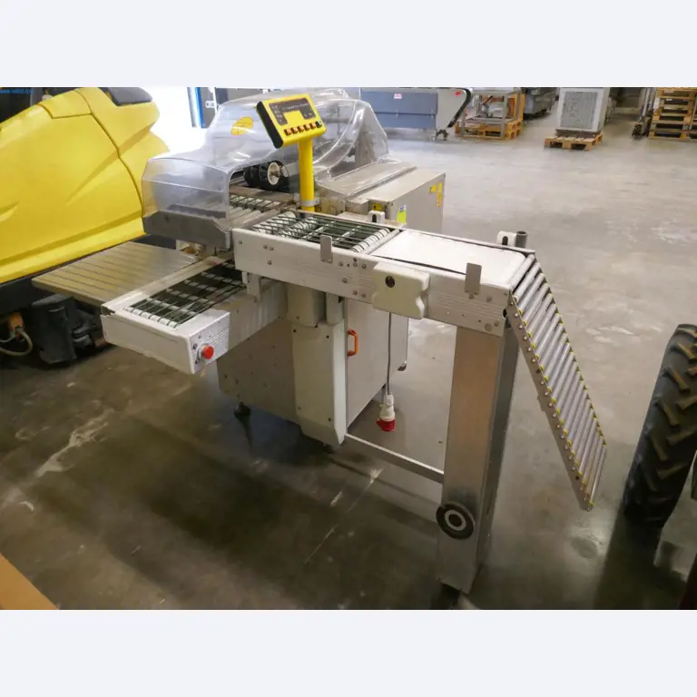 Máquinas e equipamentos técnicos do sector agroalimentar em bom estado de conservação-5