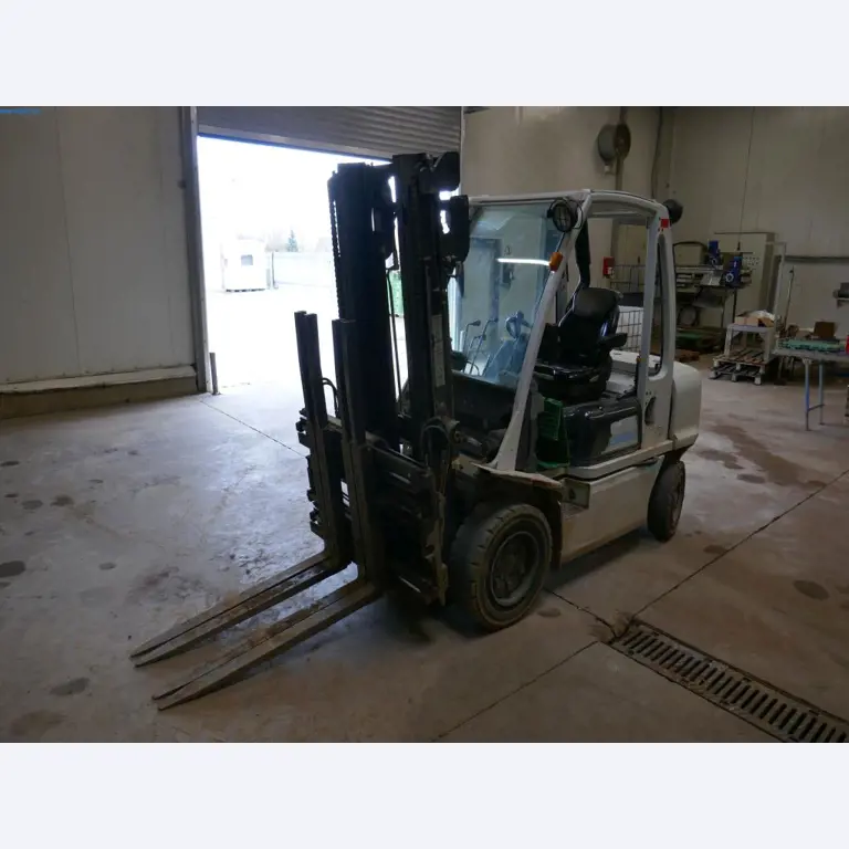 Dobro vzdrževani stroji in tehnična oprema iz živilskopredelovalnega sektorja-5