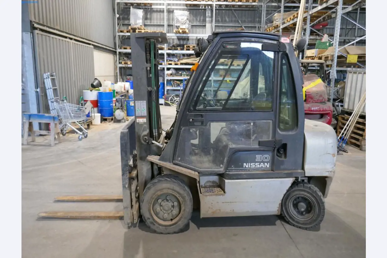 Dobro vzdrževani stroji in tehnična oprema iz živilskopredelovalnega sektorja-7