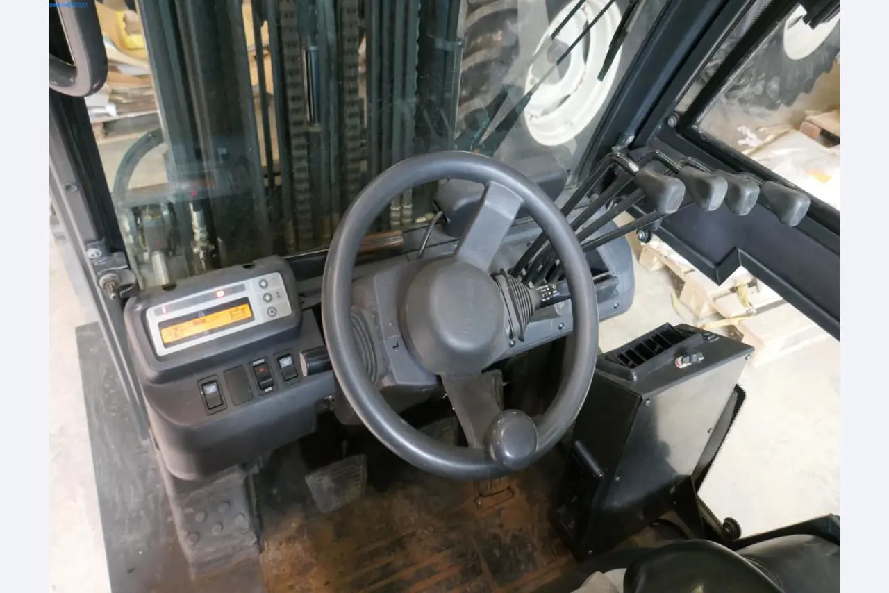 Máquinas e equipamentos técnicos do sector agroalimentar em bom estado de conservação-1