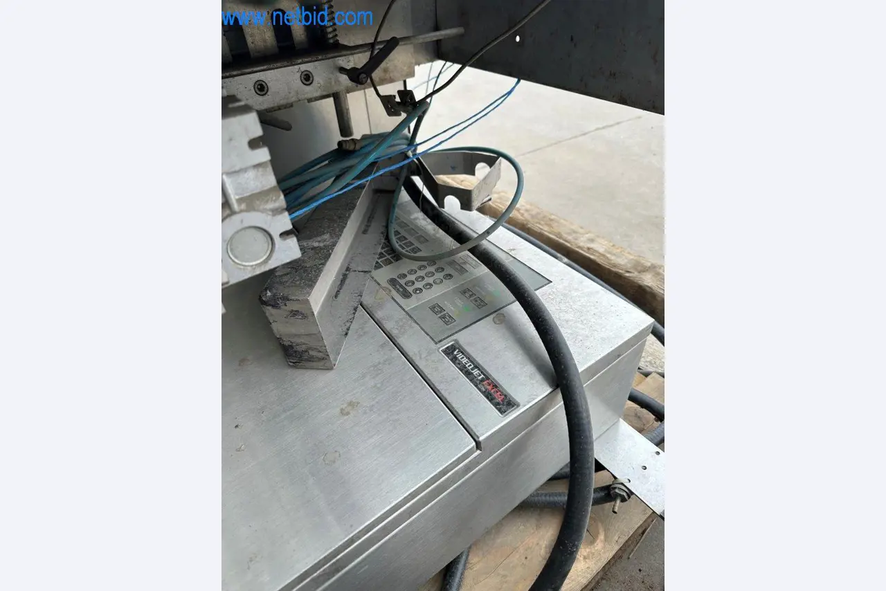 Máquinas y equipos técnicos del sector alimentario en buen estado de conservación-6