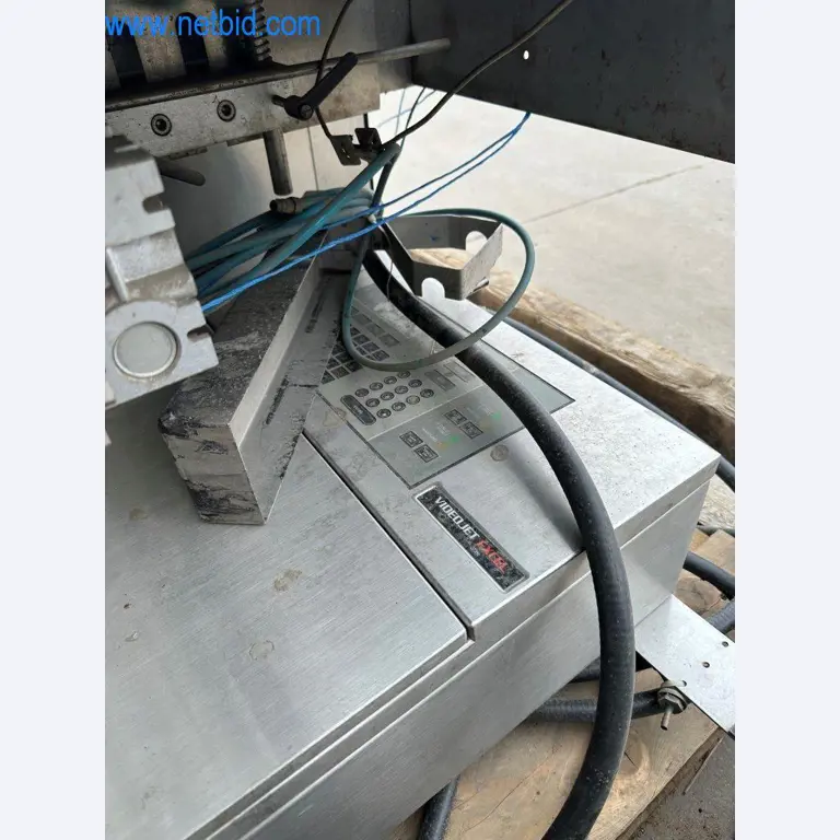 Máquinas y equipos técnicos del sector alimentario en buen estado de conservación-6