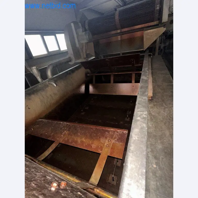 Máquinas e equipamentos técnicos do sector agroalimentar em bom estado de conservação-12