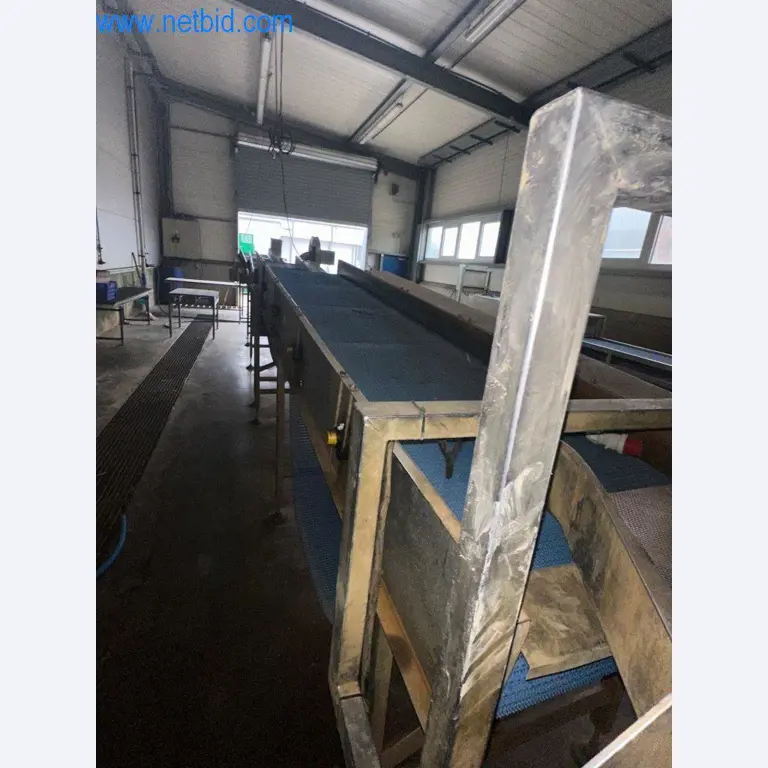 Máquinas e equipamentos técnicos do sector agroalimentar em bom estado de conservação-13