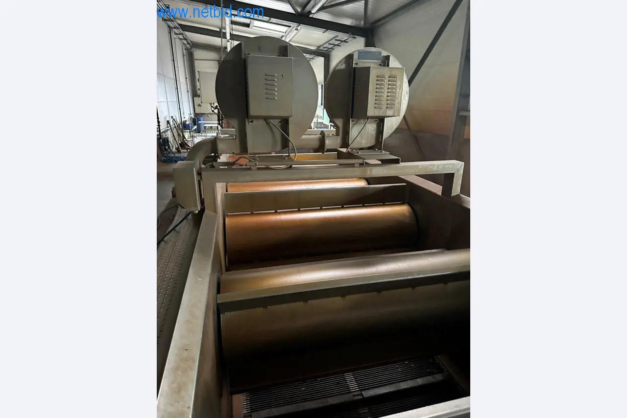 Máquinas e equipamentos técnicos do sector agroalimentar em bom estado de conservação-9