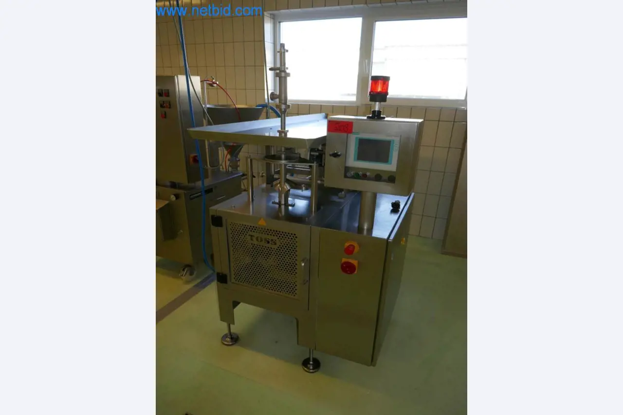 Máquinas e equipamentos técnicos do sector agroalimentar em bom estado de conservação-1