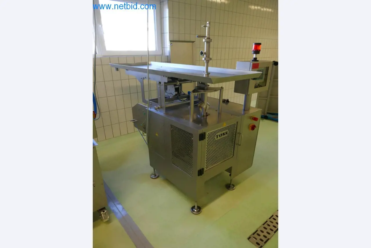 Máquinas e equipamentos técnicos do sector agroalimentar em bom estado de conservação-3