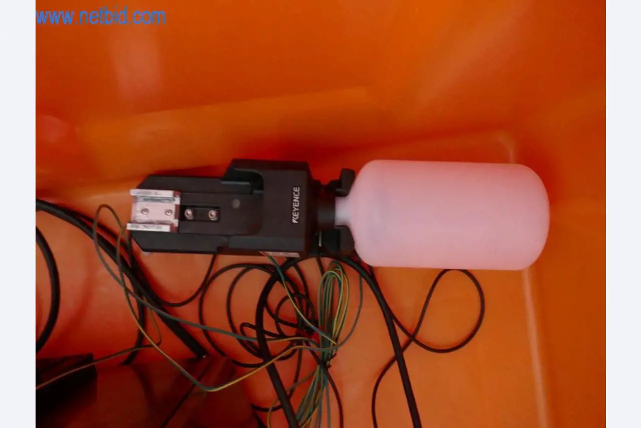 Máquinas e equipamentos técnicos do sector agroalimentar em bom estado de conservação-4