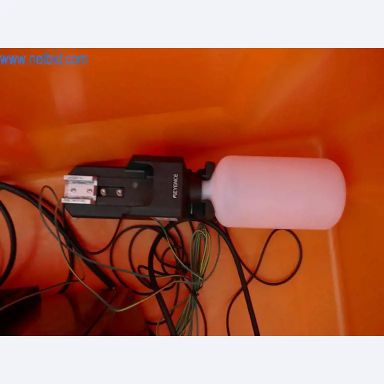 Máquinas e equipamentos técnicos do sector agroalimentar em bom estado de conservação-4