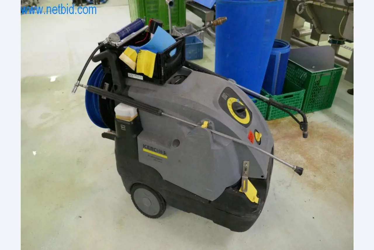 Dobro vzdrževani stroji in tehnična oprema iz živilskopredelovalnega sektorja-1