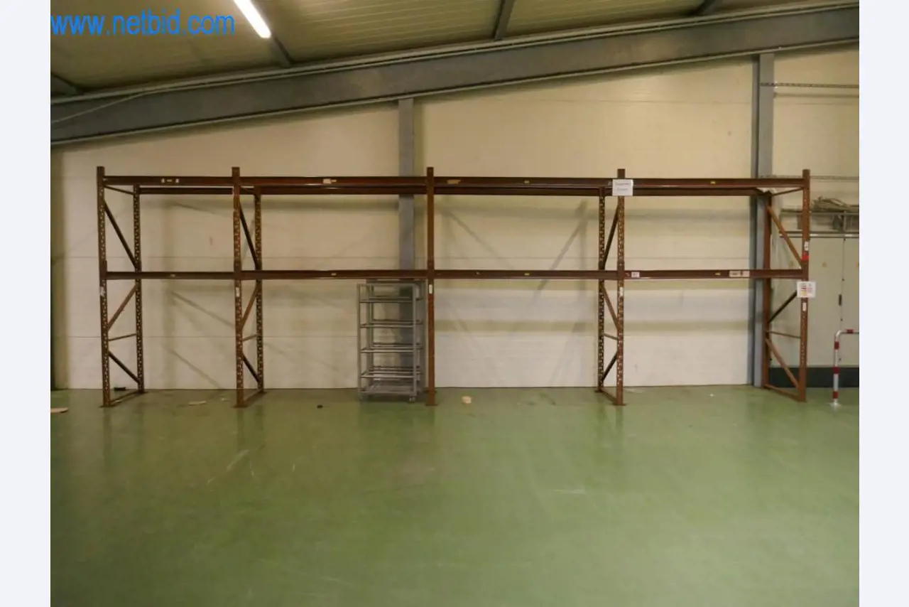 Dobro vzdrževani stroji in tehnična oprema iz živilskopredelovalnega sektorja-2