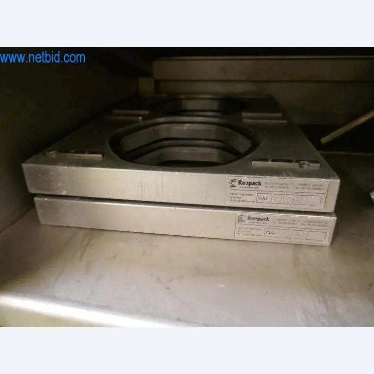 Máquinas y equipos técnicos del sector alimentario en buen estado de conservación-21