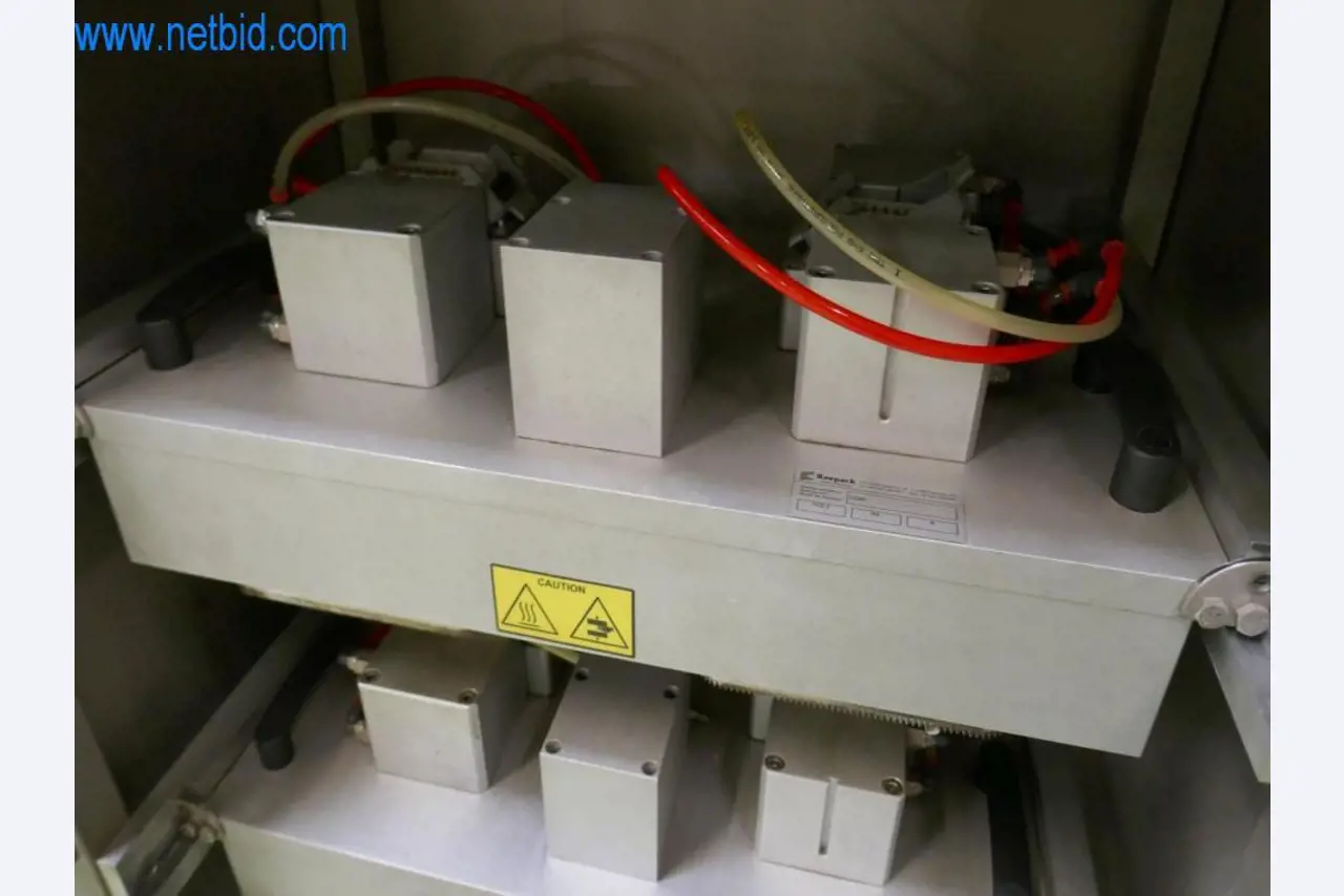 Máquinas y equipos técnicos del sector alimentario en buen estado de conservación-22