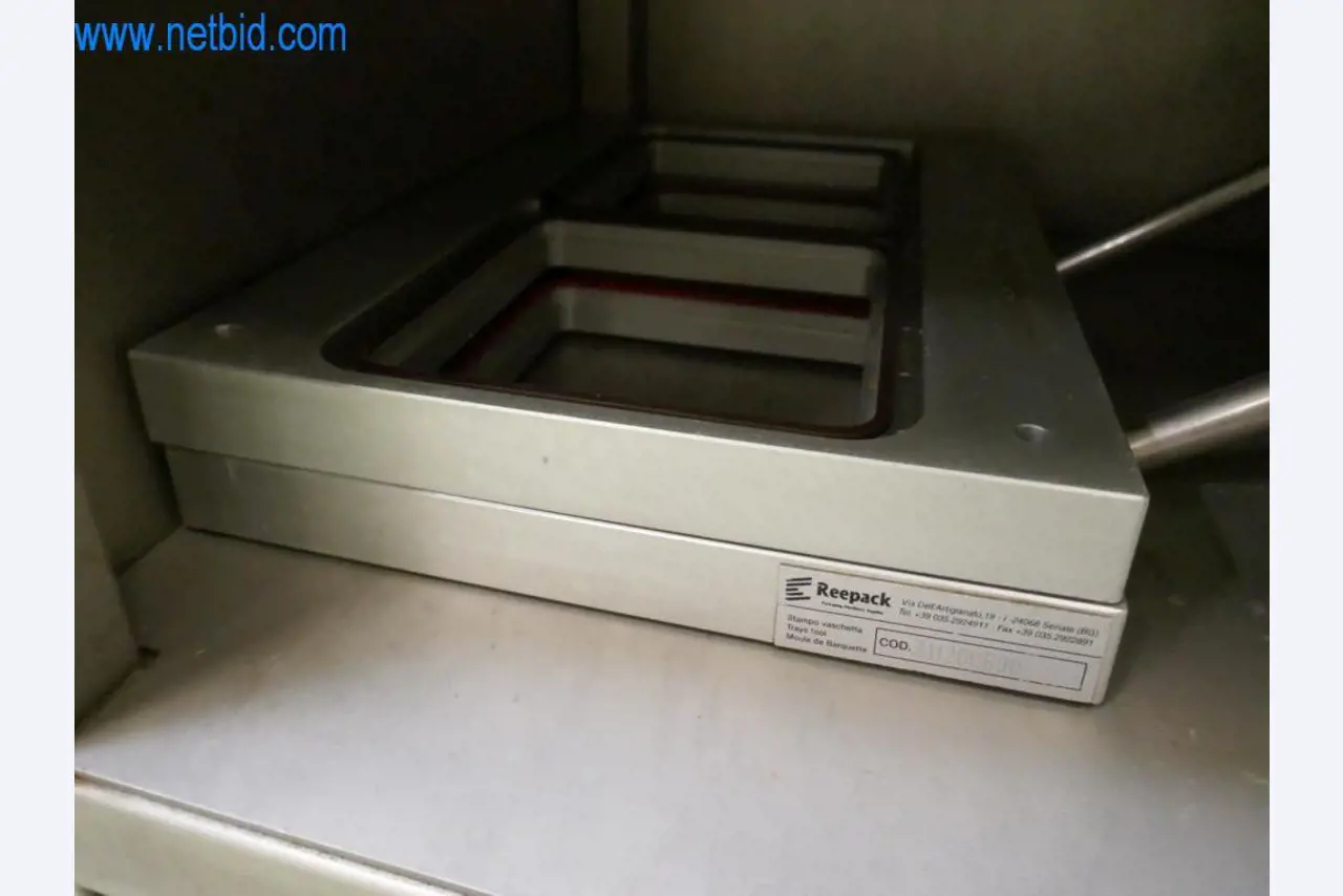 Máquinas y equipos técnicos del sector alimentario en buen estado de conservación-24