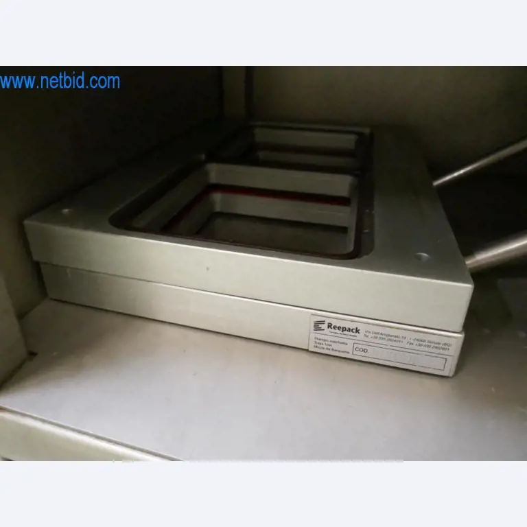 Máquinas y equipos técnicos del sector alimentario en buen estado de conservación-24