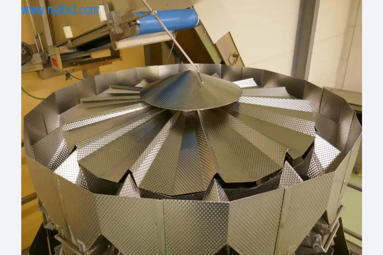 Máquinas y equipos técnicos del sector alimentario en buen estado de conservación-10