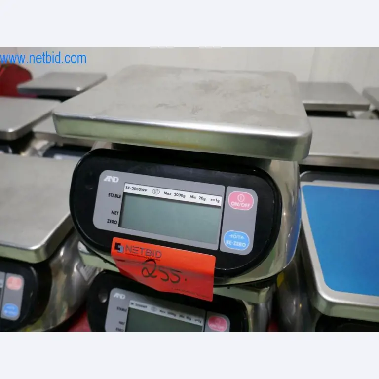 Dobro vzdrževani stroji in tehnična oprema iz živilskopredelovalnega sektorja-31