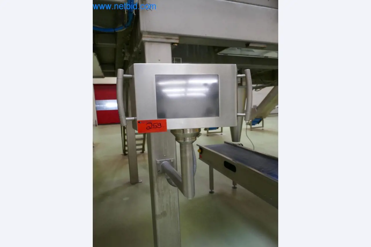 Dobro vzdrževani stroji in tehnična oprema iz živilskopredelovalnega sektorja-3