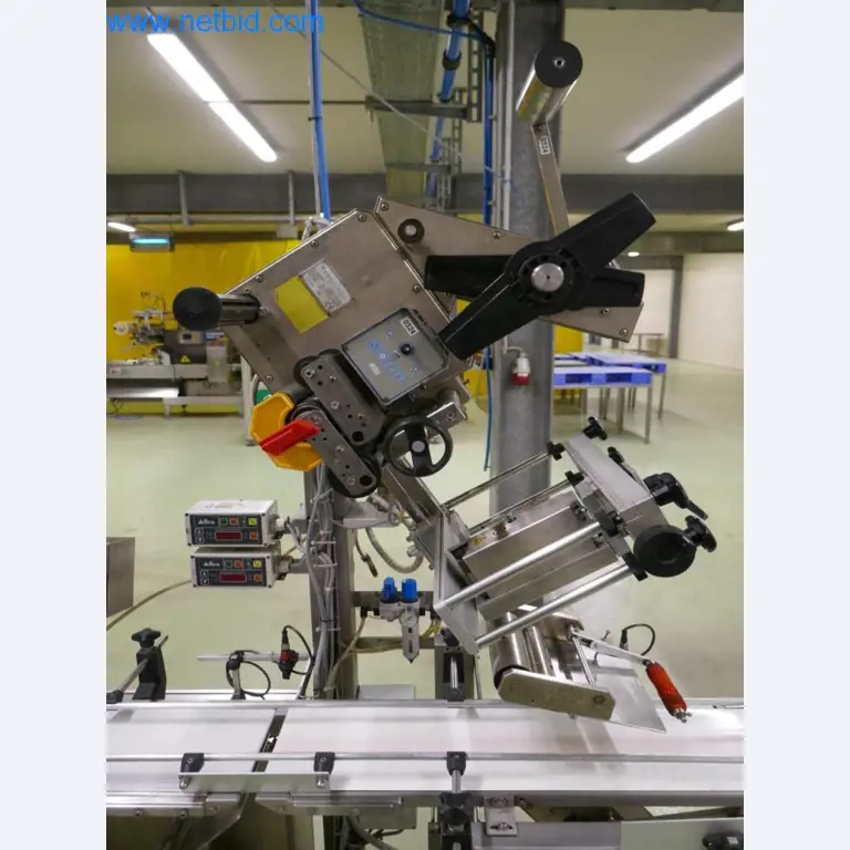 Máquinas y equipos técnicos del sector alimentario en buen estado de conservación-2