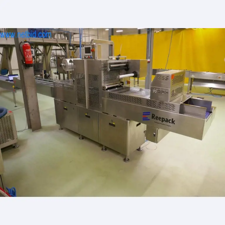 Máquinas e equipamentos técnicos do sector agroalimentar em bom estado de conservação-11