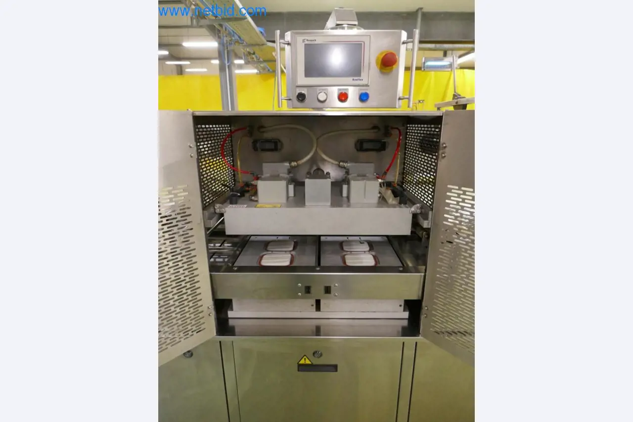 Máquinas e equipamentos técnicos do sector agroalimentar em bom estado de conservação-14