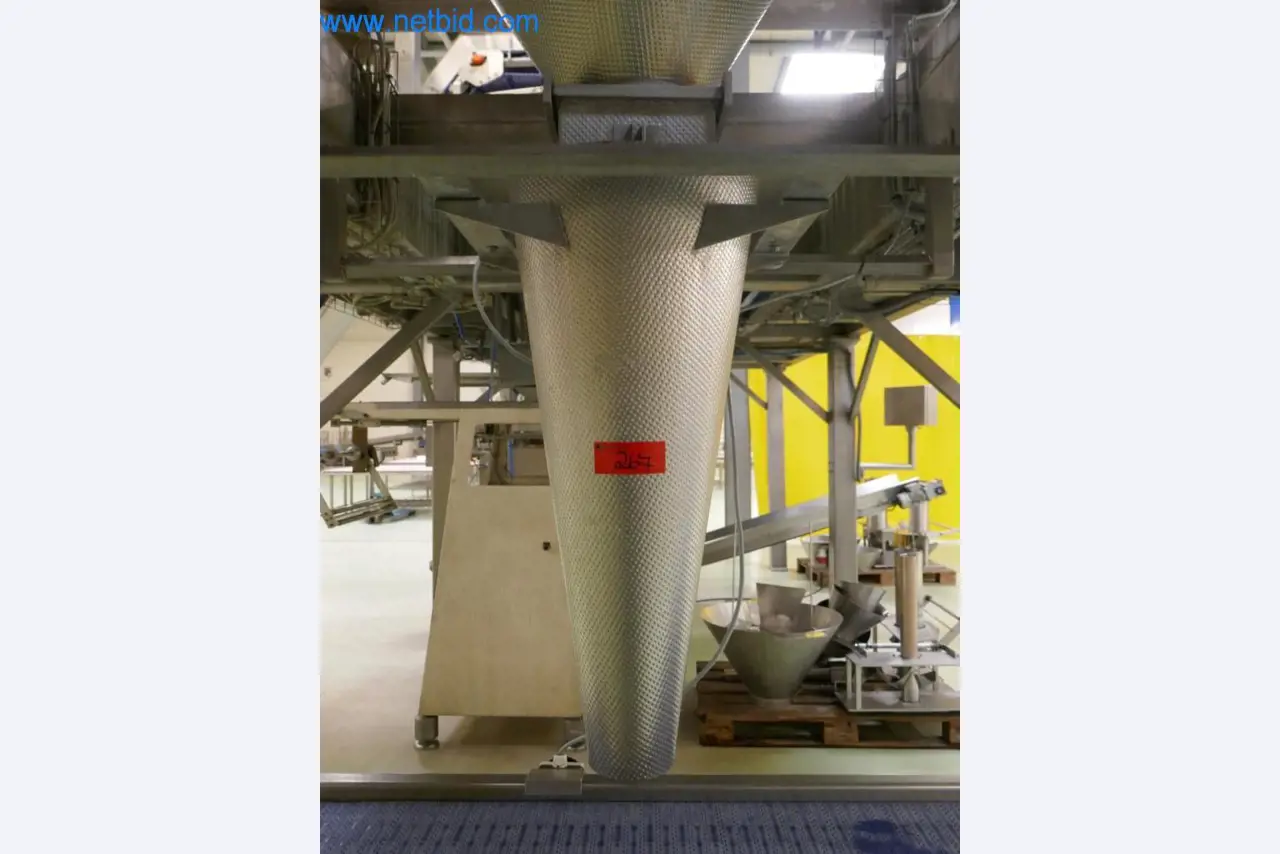 Máquinas e equipamentos técnicos do sector agroalimentar em bom estado de conservação-7