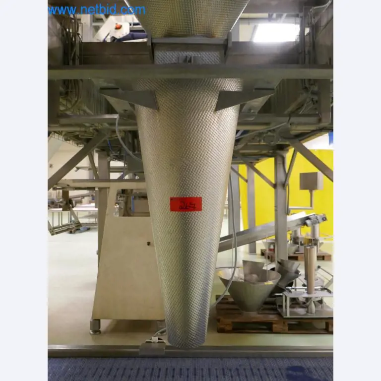 Máquinas e equipamentos técnicos do sector agroalimentar em bom estado de conservação-7