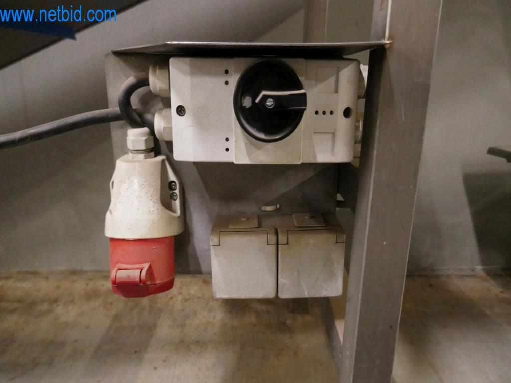 Máquinas y equipos técnicos del sector alimentario en buen estado de conservación-11